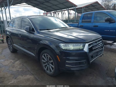 AUDI Q7 2017