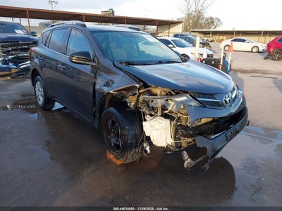 TOYOTA RAV4 2015