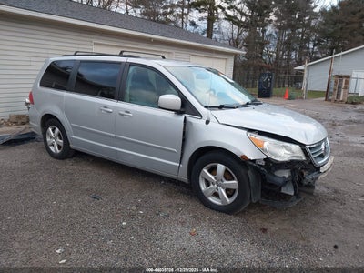 VOLKSWAGEN ROUTAN 2011
