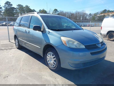 TOYOTA SIENNA 2005