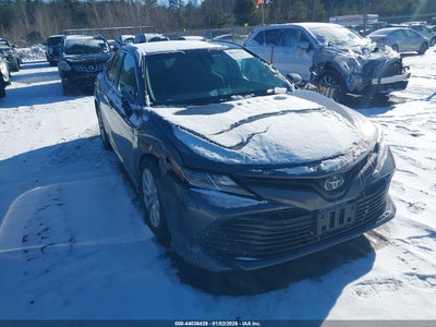 TOYOTA CAMRY 2020
