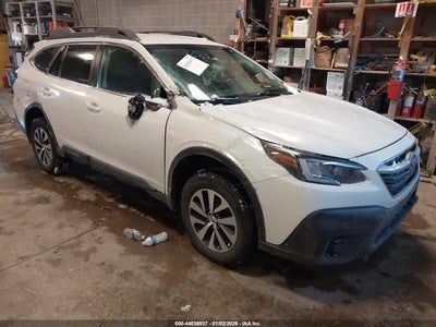 SUBARU OUTBACK 2022