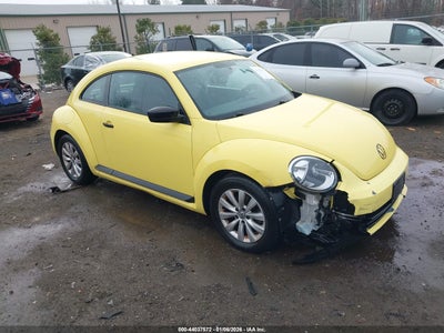 VOLKSWAGEN BEETLE 2015