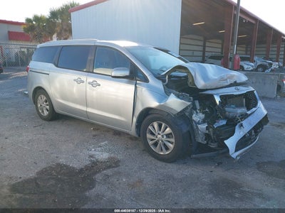 KIA SEDONA 2016