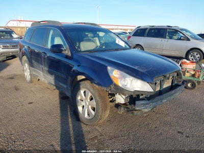 SUBARU OUTBACK 2011