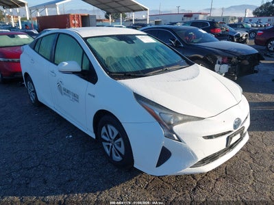 TOYOTA PRIUS 2018