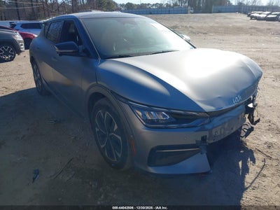 KIA EV6 2024