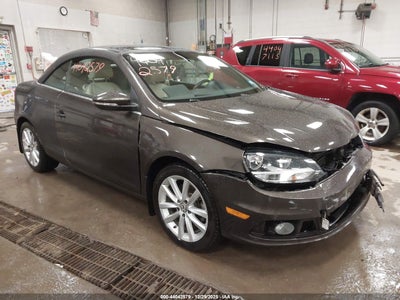 VOLKSWAGEN EOS 2016