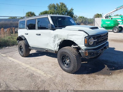 FORD BRONCO 2022