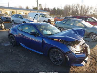 TOYOTA GR86 2023