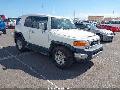 TOYOTA FJ CRUISER 2010