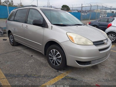TOYOTA SIENNA 2005