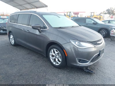 CHRYSLER PACIFICA 2018