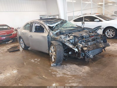NISSAN MAXIMA 2013