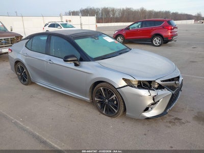 TOYOTA CAMRY 2018