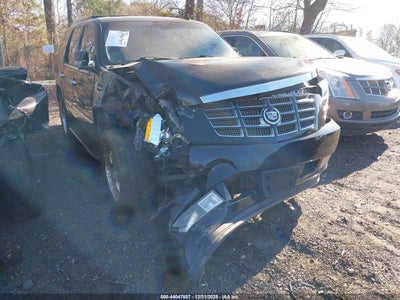 CADILLAC ESCALADE 2010