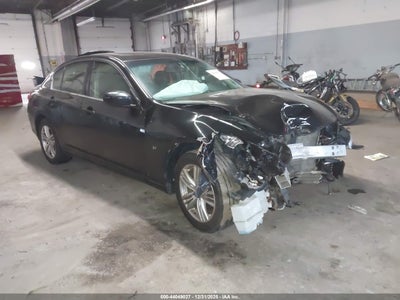 INFINITI Q40 2015