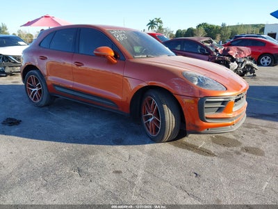 PORSCHE MACAN 2022