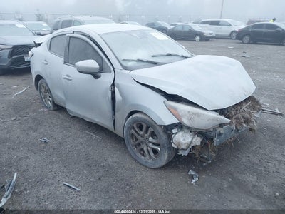 TOYOTA YARIS IA 2018