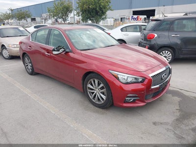 INFINITI Q50 2014