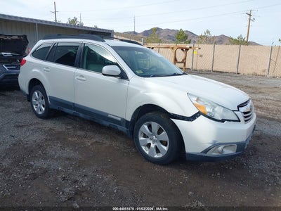 SUBARU OUTBACK 2012