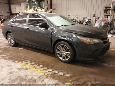 TOYOTA CAMRY 2015