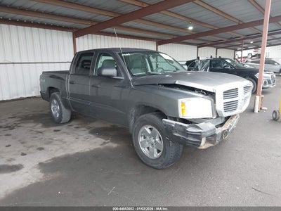 DODGE DAKOTA 2006