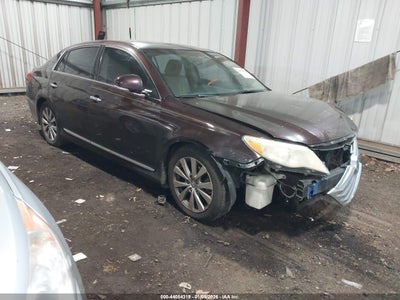 TOYOTA AVALON 2011