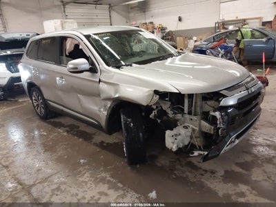 MITSUBISHI OUTLANDER 2020
