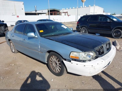 LINCOLN TOWN CAR 2006
