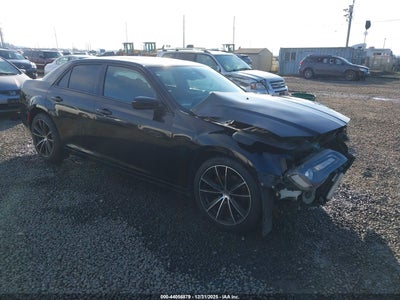 CHRYSLER 300 2015