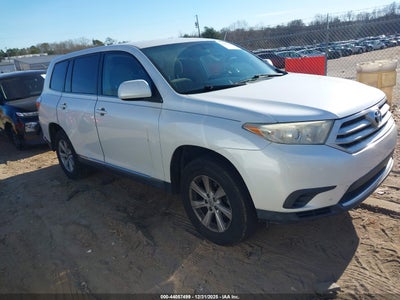 TOYOTA HIGHLANDER 2013