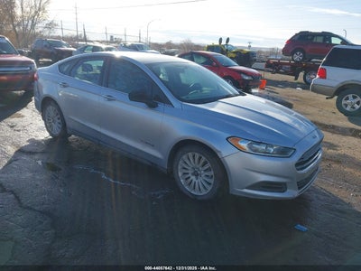 FORD FUSION HYBRID 2015