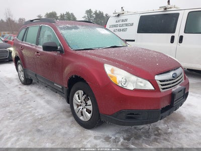 SUBARU OUTBACK 2011