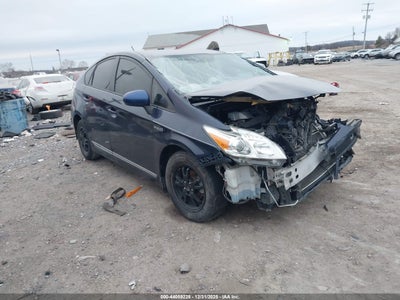 TOYOTA PRIUS 2012