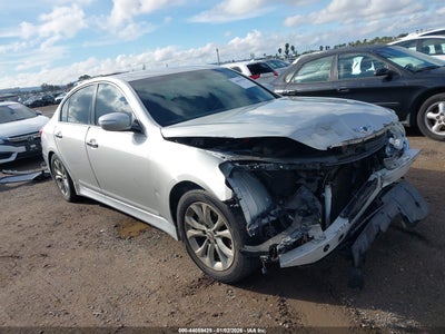 HYUNDAI GENESIS 2012
