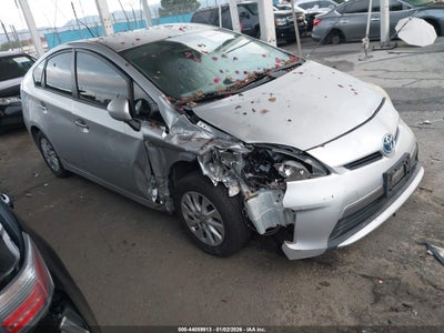 TOYOTA PRIUS PLUG-IN 2013