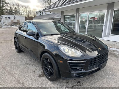 PORSCHE MACAN 2016