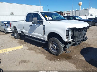 FORD F-250 2024