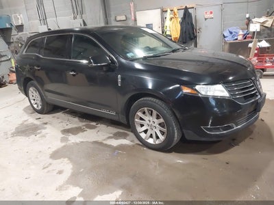 LINCOLN MKT 2019