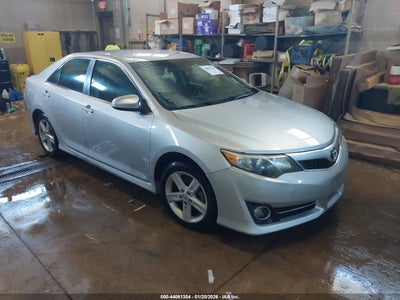 TOYOTA CAMRY 2014