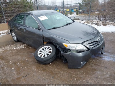 TOYOTA CAMRY 2011