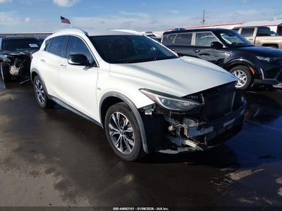 INFINITI QX30 2017