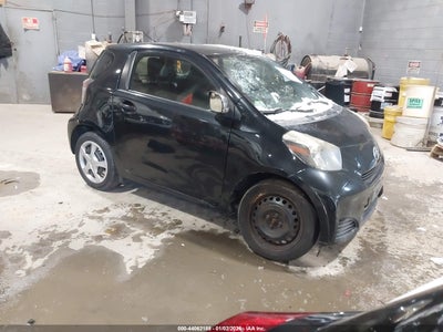 SCION IQ 2012