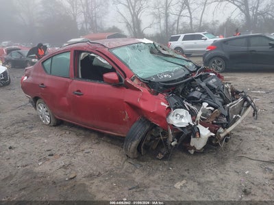 NISSAN VERSA 2017