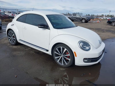 VOLKSWAGEN BEETLE 2012