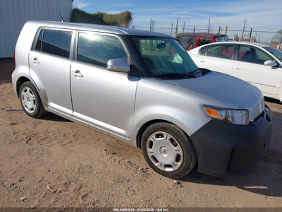 SCION XB 2011