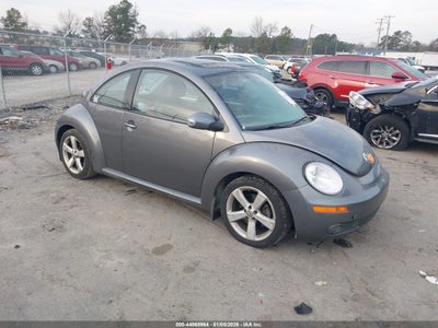 VOLKSWAGEN NEW BEETLE 2006