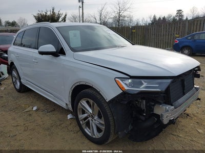 AUDI Q7 2021