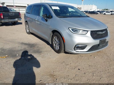 CHRYSLER PACIFICA 2024